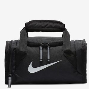 Nike Brasilia Fuel Pack Lunch Box Black